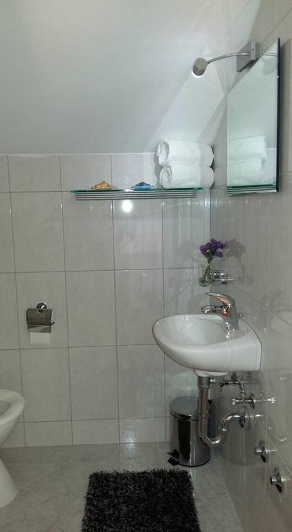 Apartment Lara Макарска Экстерьер фото